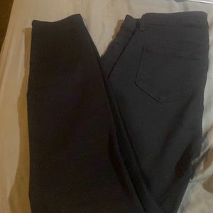 Black L’Angence Skinny Jeans, size 27